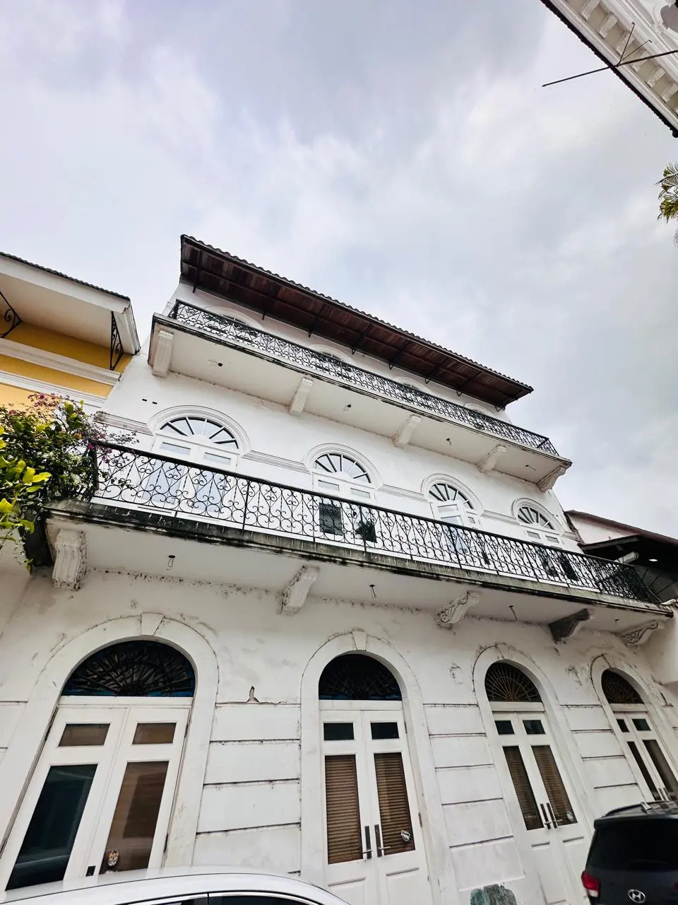 Casa Turmalina propiedad colonial con ingresos por alquiler en Casco Antiguo