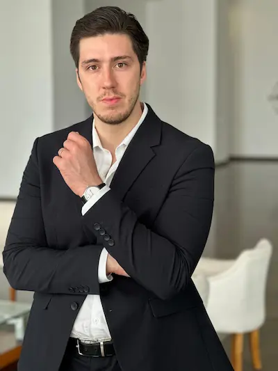 Shai Bar-Ziv - Co-Fundador y Gerente General